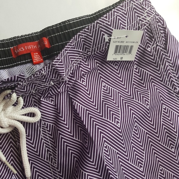LAST 1! MEN'S Saks Fifth Avenue Printed Board Shorts - Picture 2 of 5